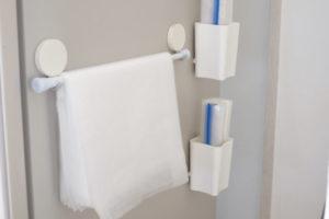 吊るす収納、冷蔵庫に貼りつける収納